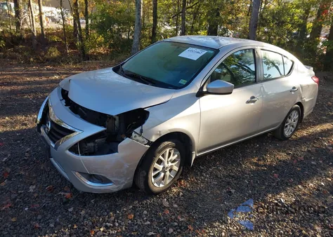 2016 Nissan Versa 1.6 Sv z USA, uszkodzony, nr VIN 3N1CN7AP0GL911397